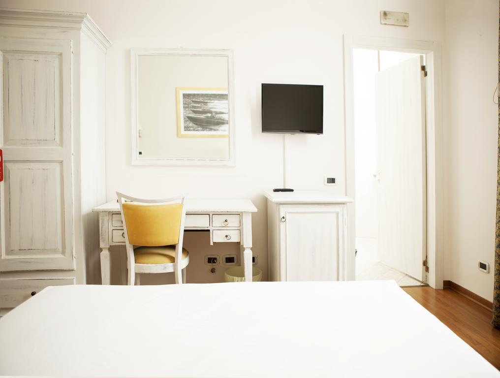 Hotel Sebino ซาร์นีโก ภายนอก รูปภาพ