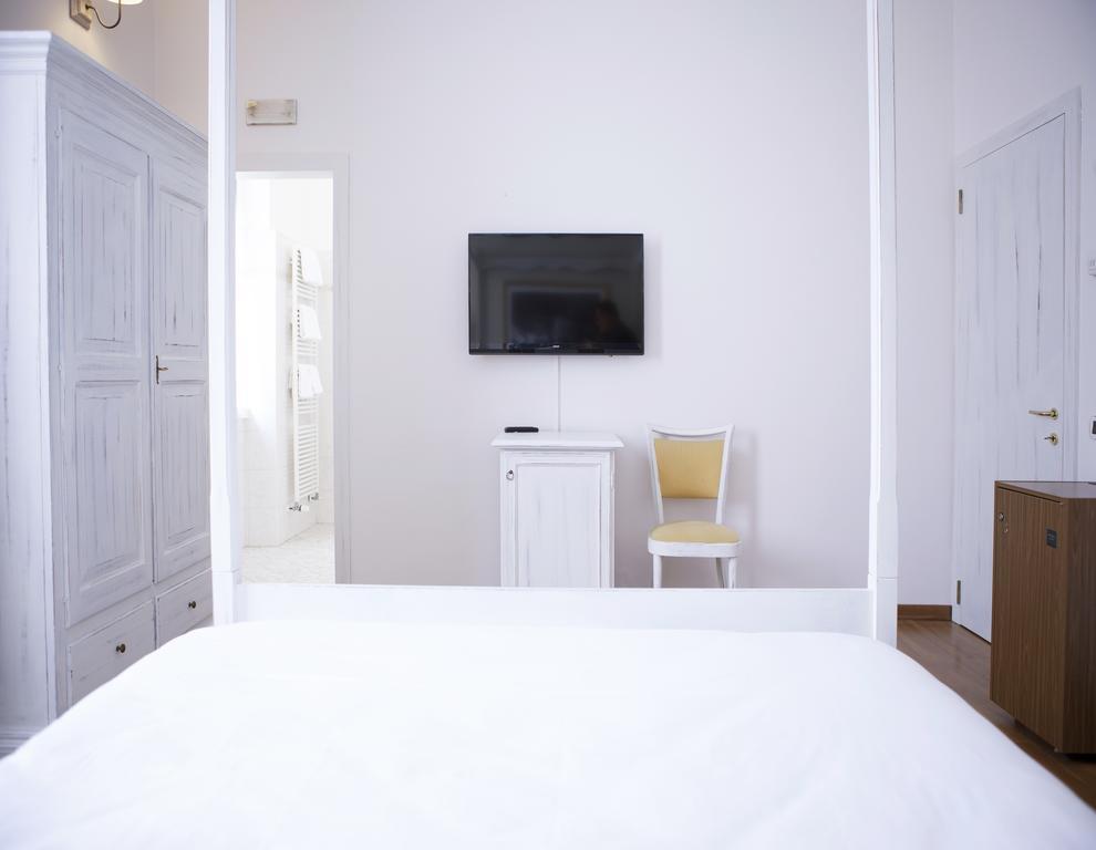 Hotel Sebino ซาร์นีโก ภายนอก รูปภาพ