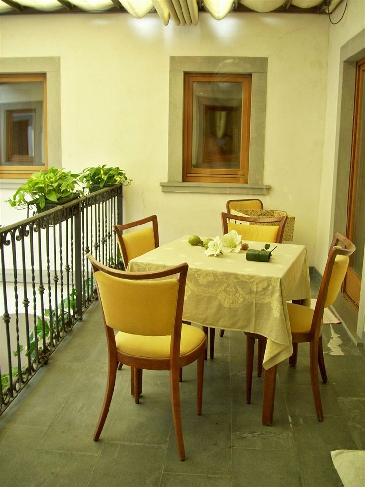 Hotel Sebino ซาร์นีโก ภายนอก รูปภาพ